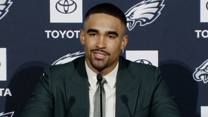 Jalen Hurts Calls Out Rookie for Publicly Wearing Cowboys Jersey Right After Being Waived-vut