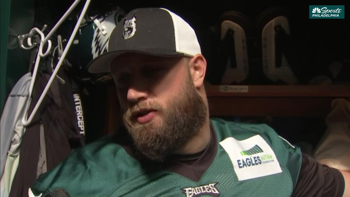 Eagles star Lane Johnson dresses up as Jason Kelce for Halloween