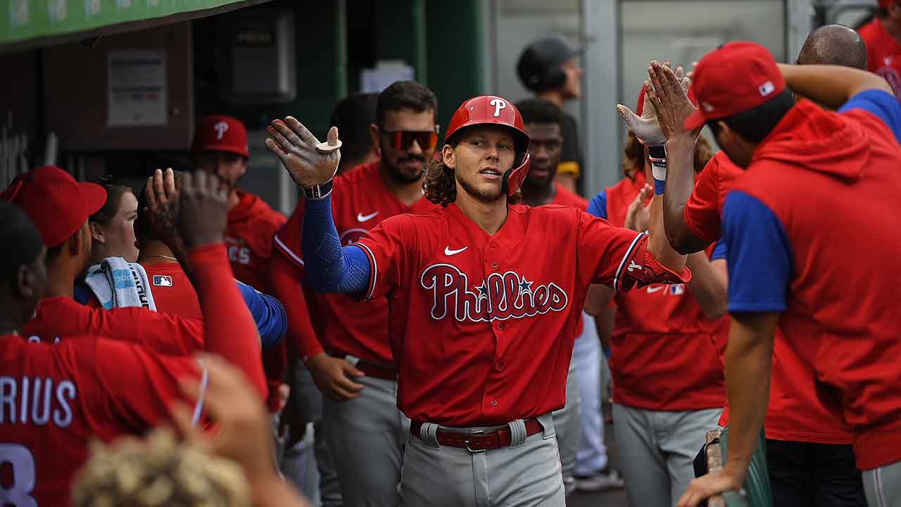 Streaking Alec Bohm leads Phillies into Pittsburgh