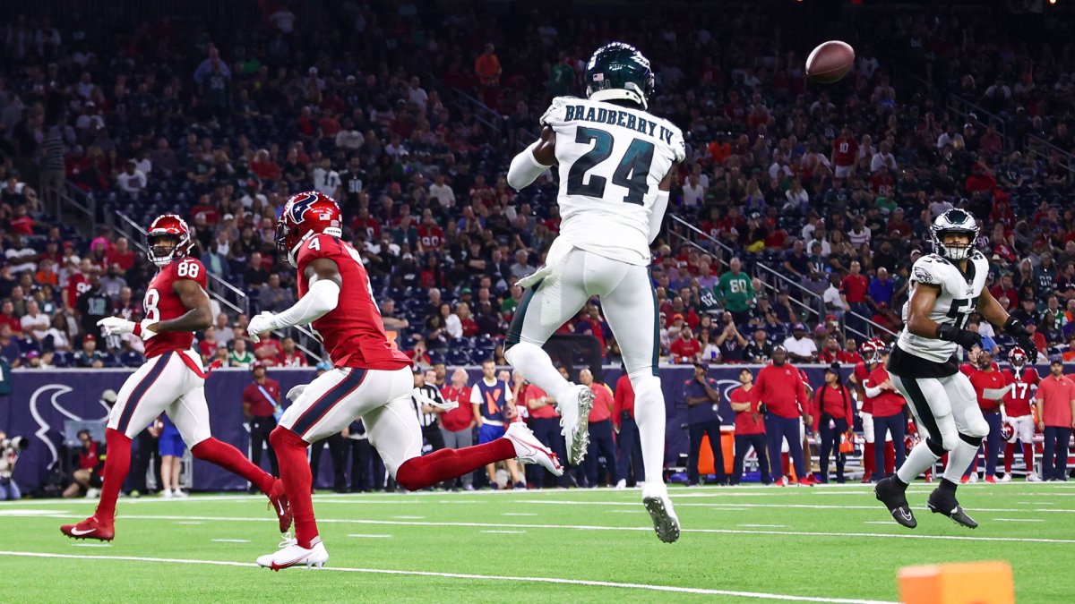 Dominant Defense': Eagles Players Respond to James Bradberry