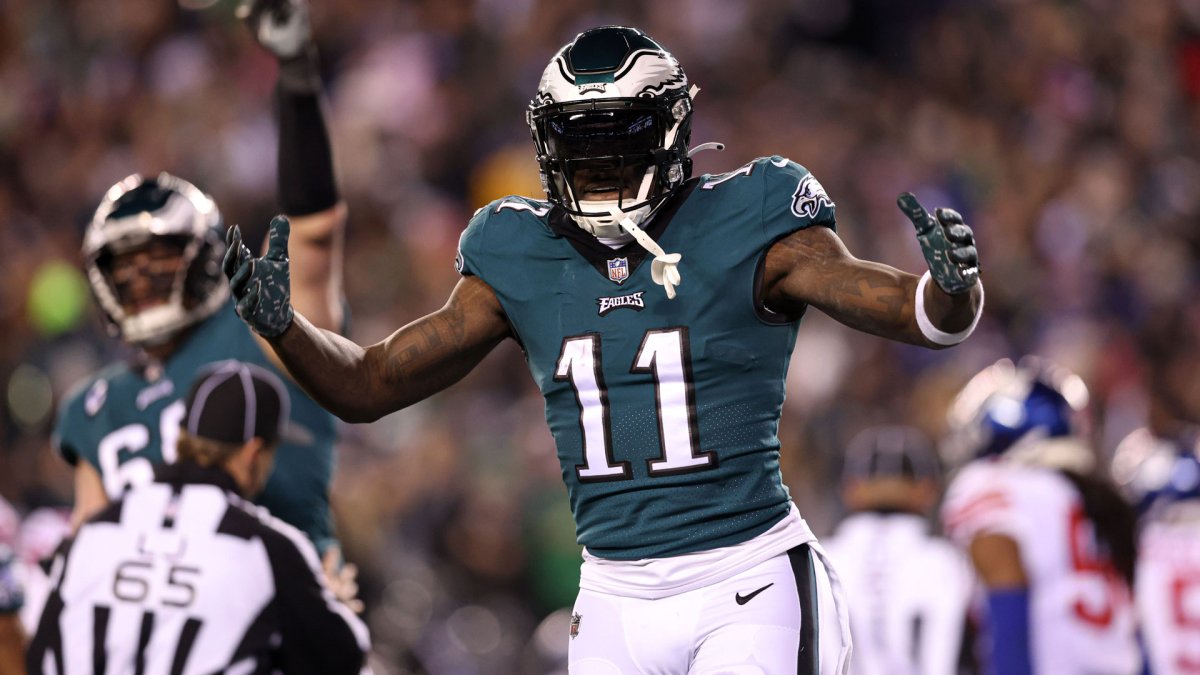 AJ Brown reacts to Philadelphia Eagles' loss of key player - A to