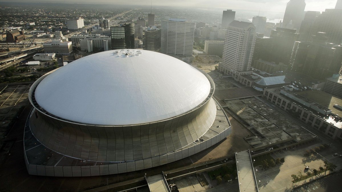 Fire, smoke seen on Caesars Superdome roof ahead of Saints’ return ...