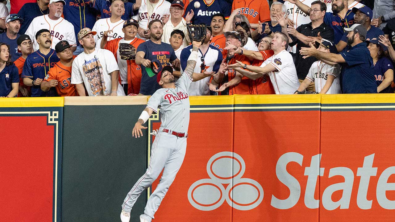 Nick Castellanos all smiles after hitting three-run home run off