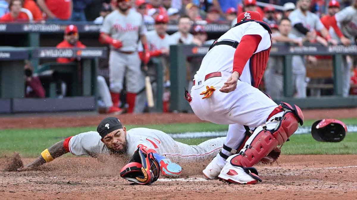 Phillies' 6-run ninth tops Cardinals in wild-card win