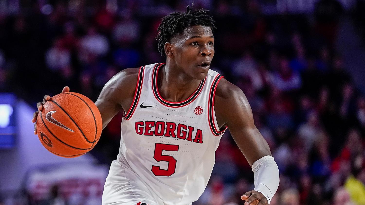 <p>Edwards is shifty, powerful and hard to handle in transition. He didn’t shoot well from three-point range in his one college season (29.4 percent), but that was largely a product of his issues with shot selection. While Edwards is not an intuitive fit next to Stephen Curry and Klay Thompson, it seems unlikely he’ll slip from the top three because of his scoring ability. </p>