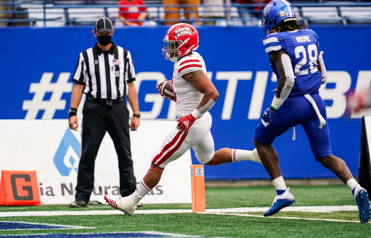 <p>Miles Sanders is entering the third year of his rookie contract. Doug Pederson has used backup running backs throughout his tenure in Philly and it would be wise to nab one in the draft.</p>
<p>Elijah Mitchell worked in a read-option-heavy attack for a Ragin' Cajuns team that finished ranked 19th in the country. If Jalen Hurts is the starting quarterback in 2021, Mitchell could easily be integrated into the Eagles' running game plan.</p>
<p>In four collegiate seasons, Mitchell finished with 3,864 yards from scrimmage and 46 total touchdowns.</p>