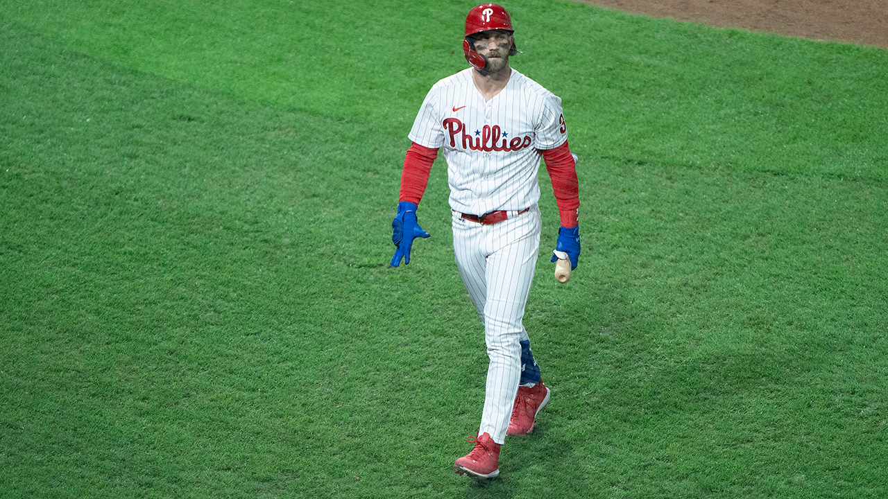 J.T. Realmuto's 'sloppy' take on Game 4 loss another worrying sign for  Phillies
