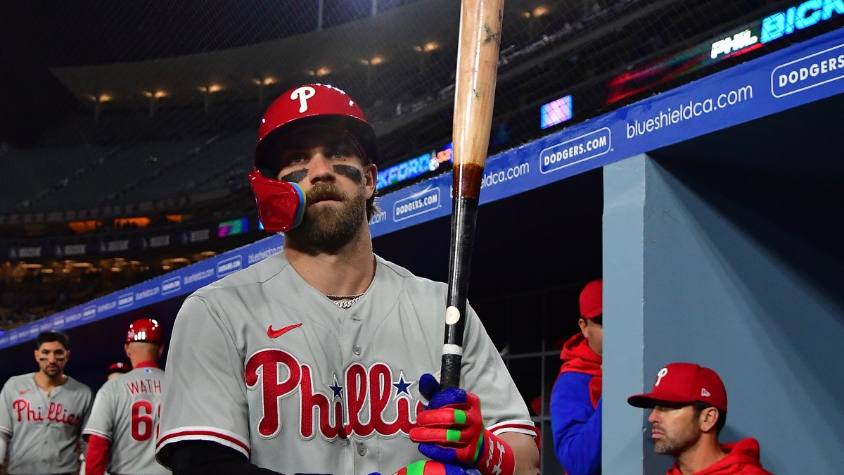 Bryce Harper jerseys hit Phillies store shelves at Citizens Bank Park