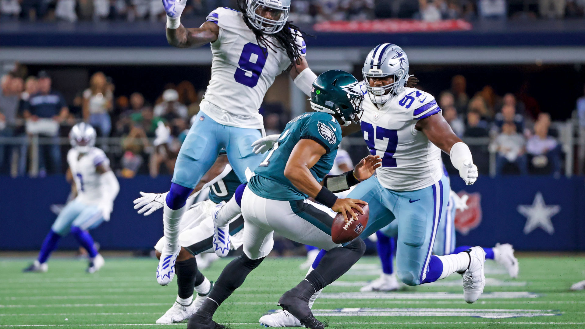 Hurts and Eagles Welcome Dallas Sunday Night: Play Predictor for