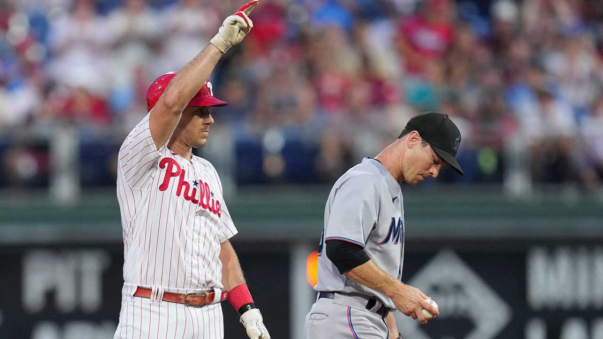 Philadelphia Phillies' Edmundo Sosa gestures after hitting a solo