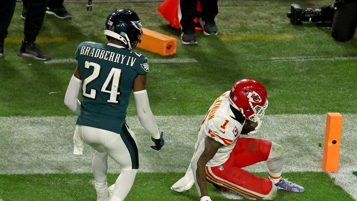 Eagles' James Bradberry not blaming ref for flag in Super Bowl LVII – NBC  Sports Philadelphia