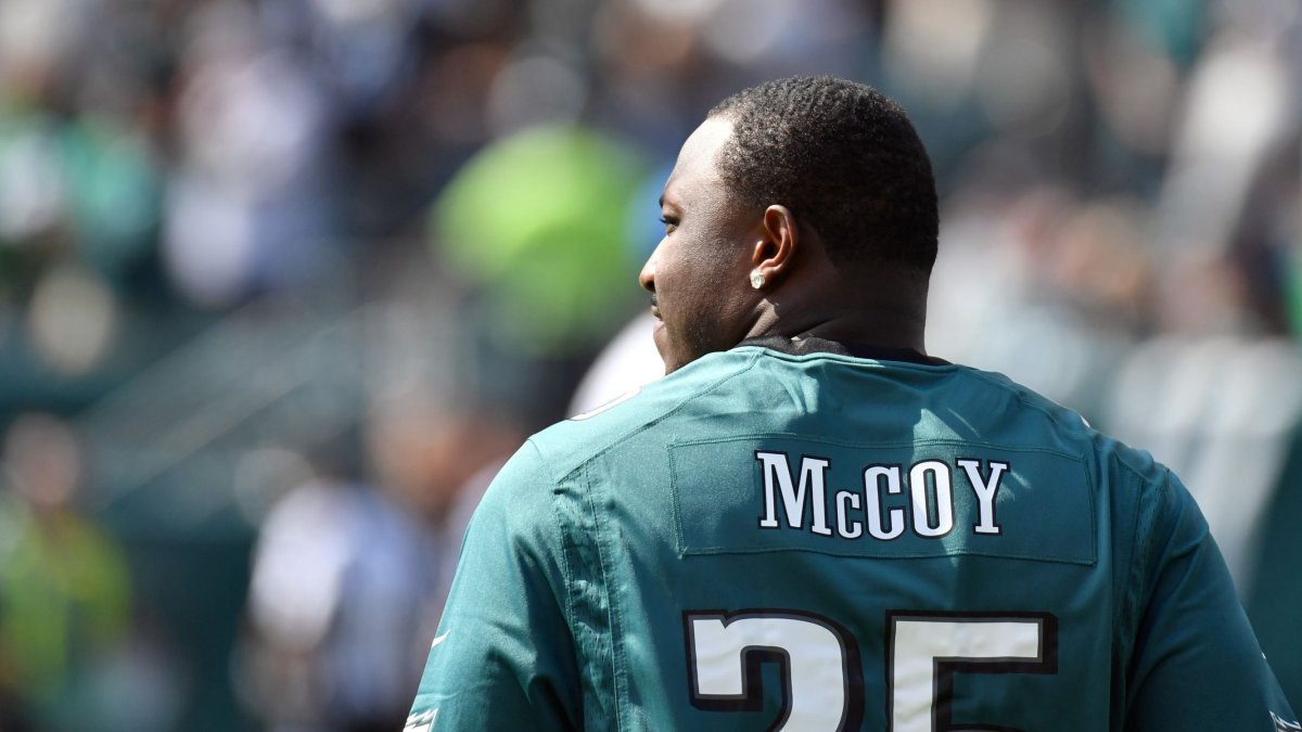 Eagles should retire LeSean McCoy, Tommy McDonald's 25 jersey