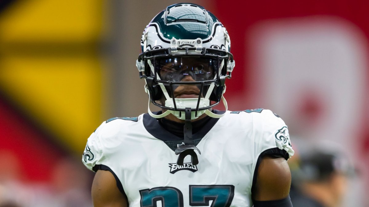 Philadelphia Eagles LB Shaun Bradley suffers season-ending leg injury