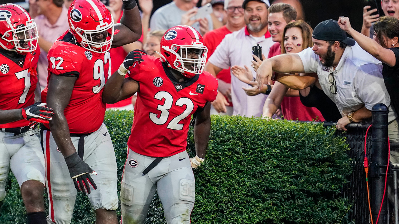 <p>Hey, a linebacker!</p>
<p>Monty Rice is a tad undersized at just 6'1" and 235 lbs., but that leads to him being an agile inside linebacker who can drop into coverage easily with plus lateral movement.</p>
<p>Rice finished his college career with 219 total tackles across four seasons for the Bulldogs. </p>