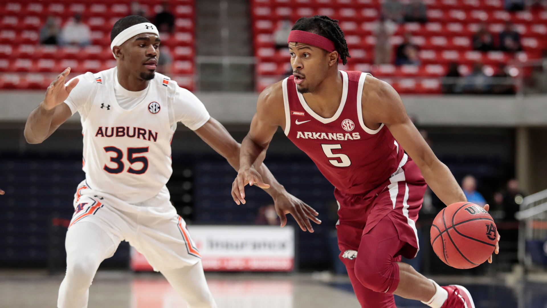 <p>I would love Moody on the Sixers, but there's no way he falls that far - the youngster's versatility on the offensive end, his willingness to shoot, and his strong jumper from beyond the arc make him an immediate spark plug-type contributor and potential long-term starter.</p>