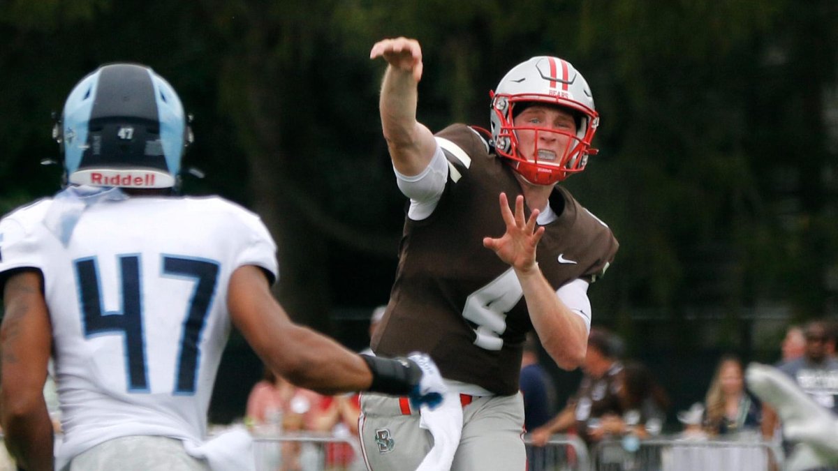 Eagles Sign UDFA QBs Carson Strong, EJ Perry