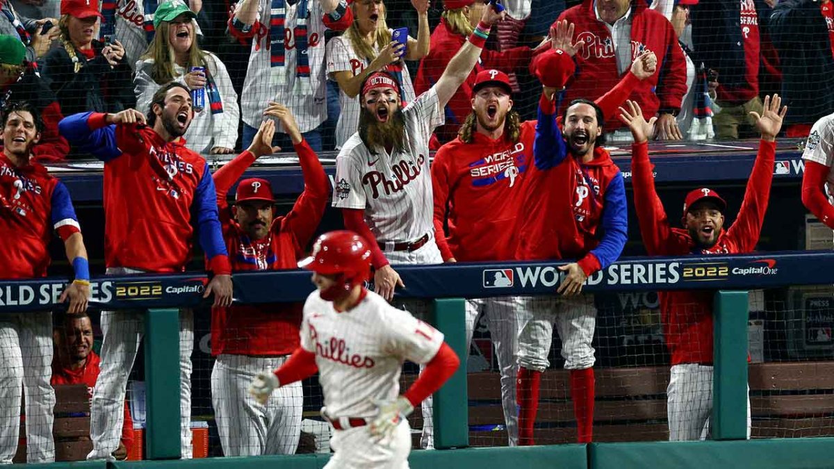 World Series: Philadelphia Phillies tie record with 5 home runs, crush  Houston Astros 7-0