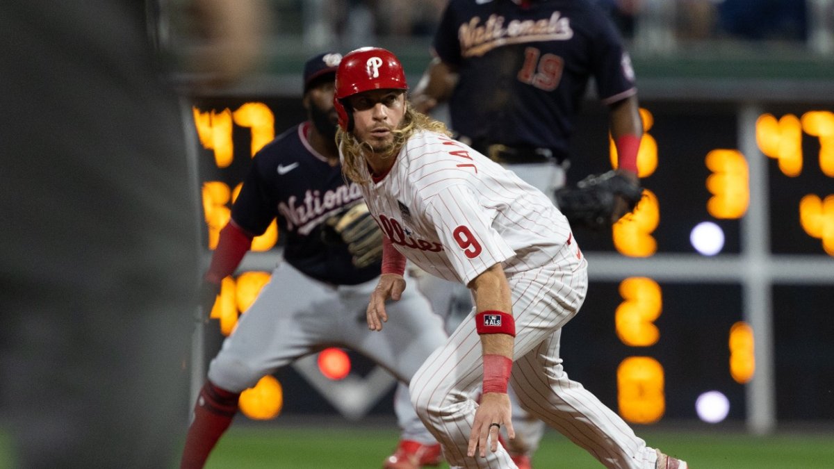 Philadelphia Phillies sign OF Travis Jankowski of Lancaster to