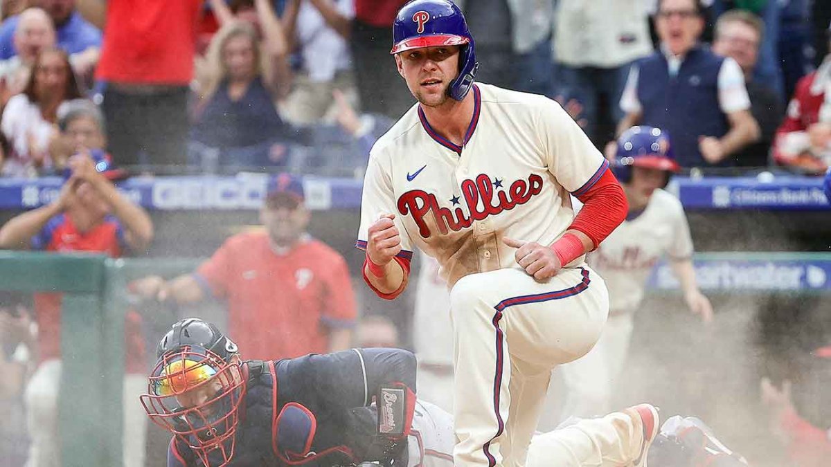 Phillies' Rhys Hoskins gets home run ball back from South Jersey man