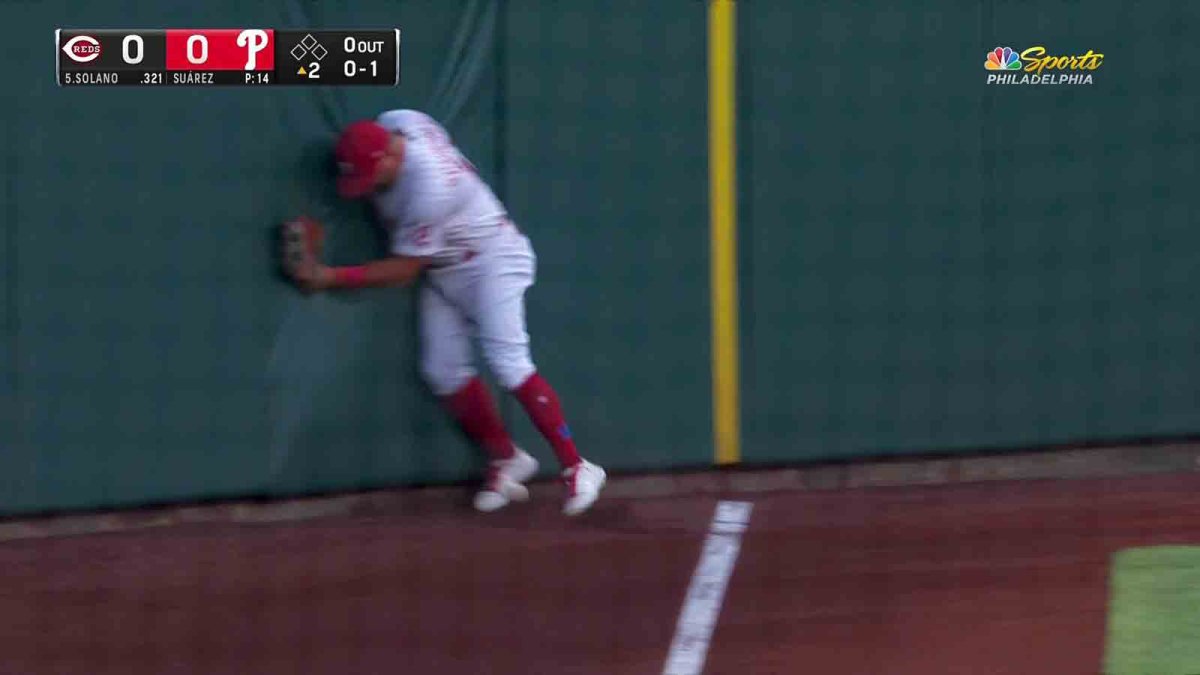 Phillies Kyle Schwarber crashes into outfield wall during mic’d up ...