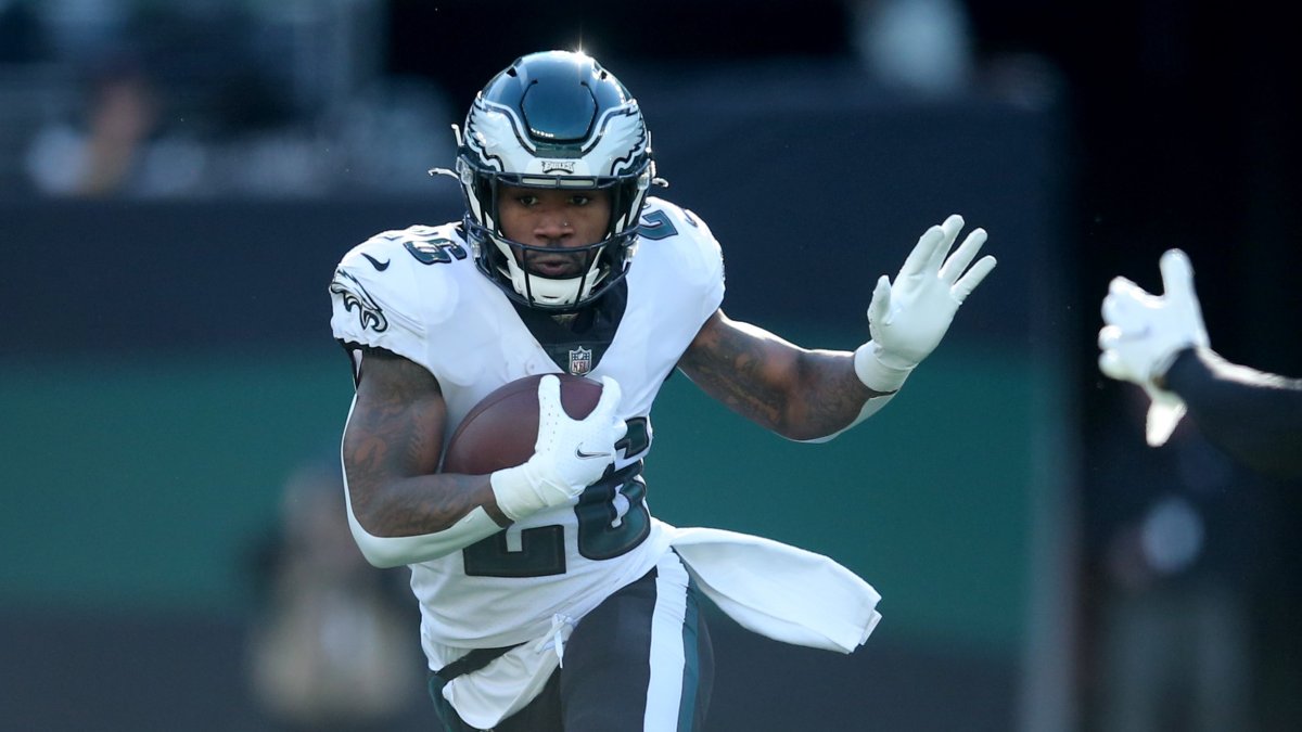 Eagles' Jordan Davis is making 'scary' progress