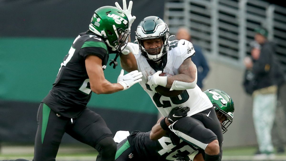 How the Eagles piled up the rushing yards despite being undermanned
