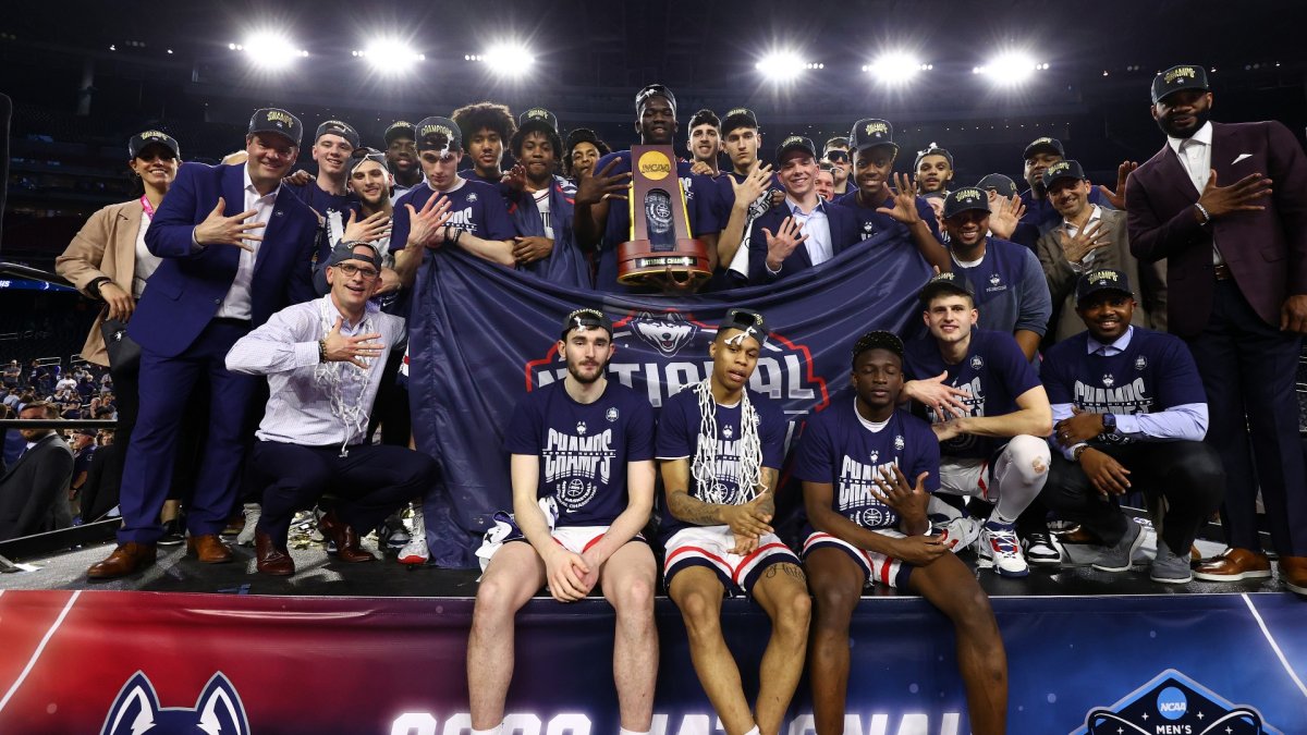Which NCAA team has the most men’s basketball national championships