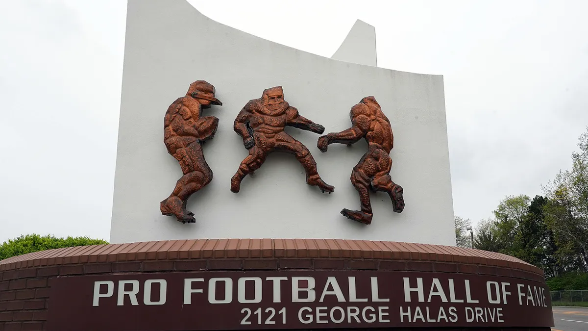 How many players make the Pro Football Hall of Fame each year? HOF  eligibility criteria and selection procedure outlined