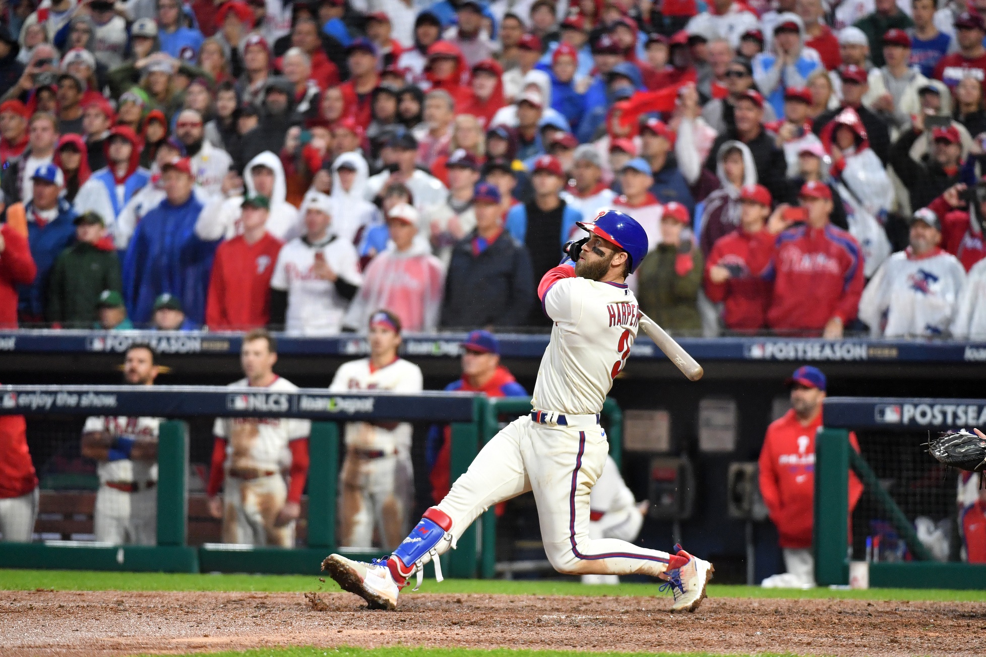 Bryce Harper, Phillies tie World Series mark with 5 HR, top Astros