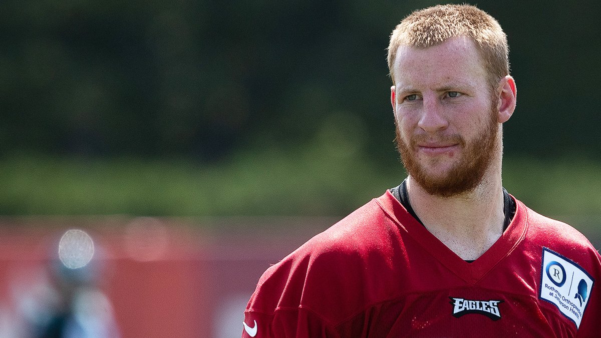 North Dakota's favorite son Carson Wentz returns to Eagles lineup