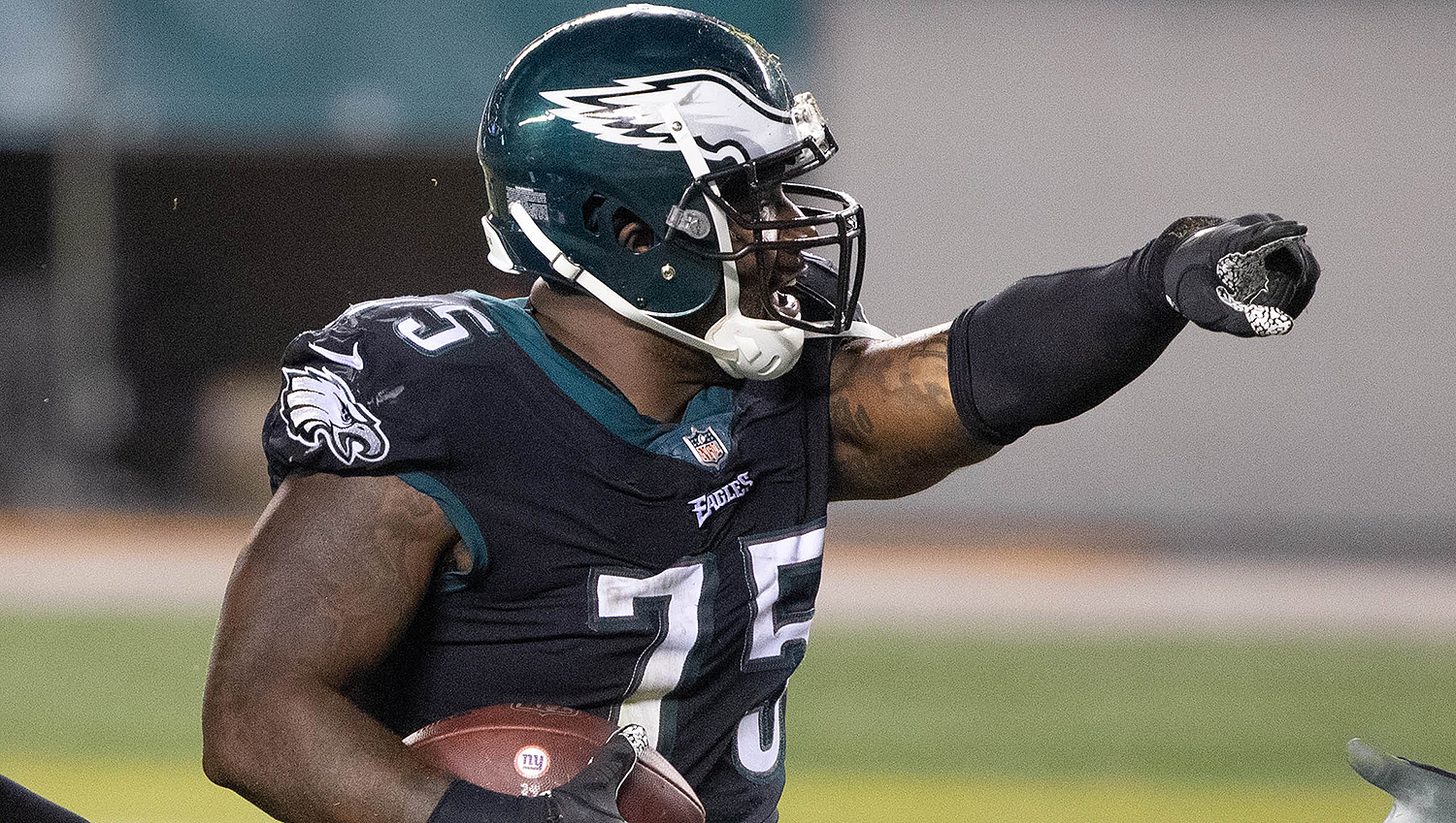 Vinny Curry Released by the Philadelphia Eagles - Last Word on Pro Football