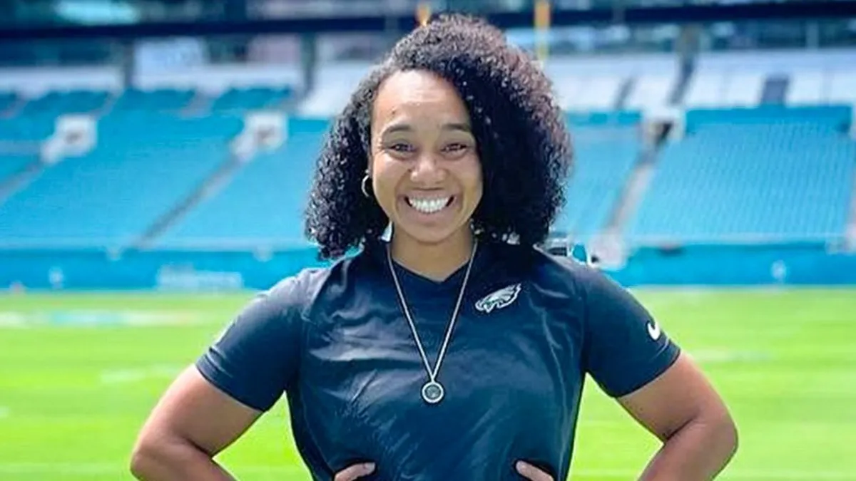 Autumn Lockwood to Be First Black Woman to Coach in Super Bowl – NBC Los  Angeles