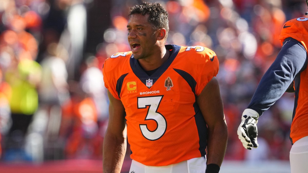 From Eli Manning to Bleacher Report, America thinks Russell Wilson is  washed up. Will Broncos, Russ have last laugh on haters?