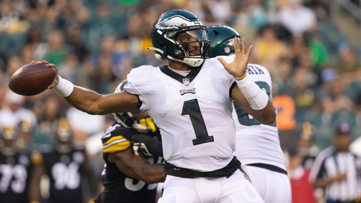 Eagles to sit Jalen Hurts & starters ahead of preseason finale vs Colts –  Philly Sports