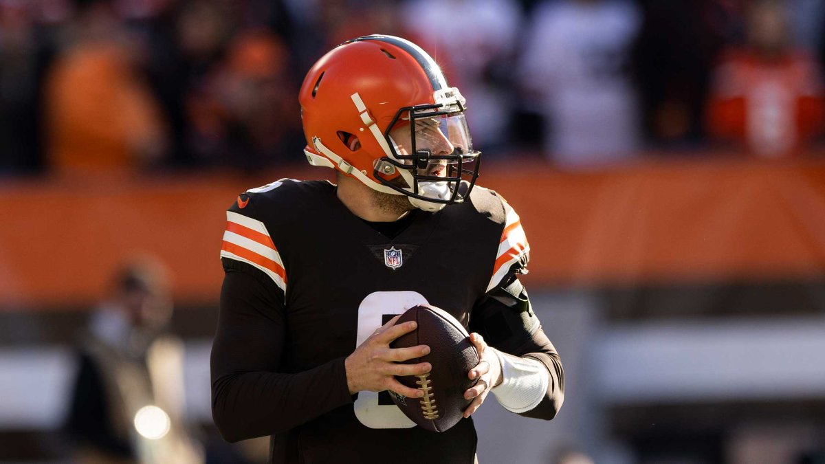 Browns trading Baker Mayfield to Panthers for 2024 conditional