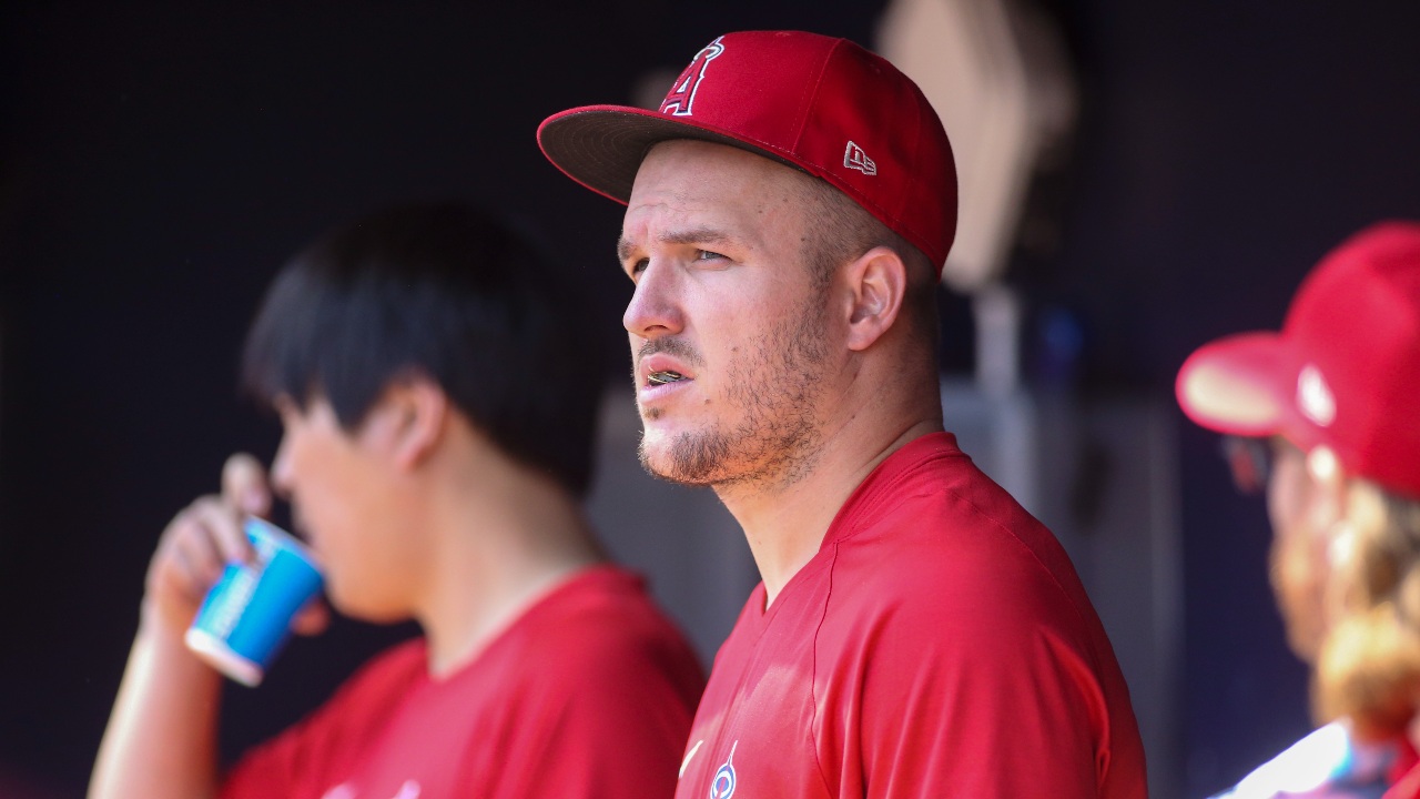 Mike Trout's back injury could impact his career, Angels trainer