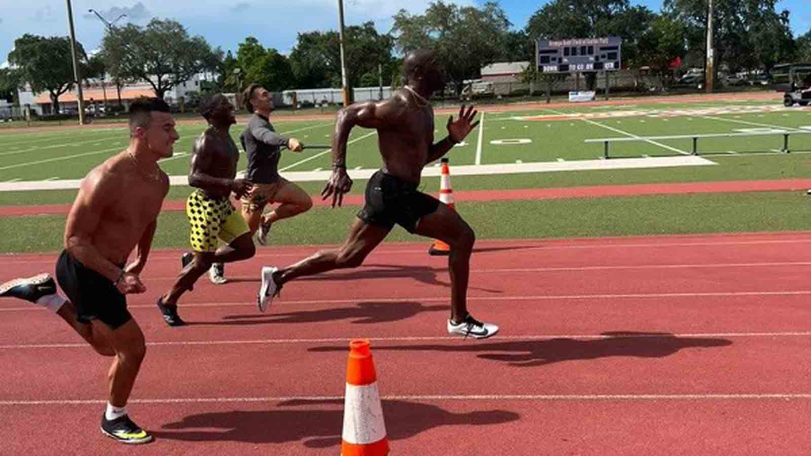 Dash Of The FCF Titans, Terrell Owens At 48 years Old Breaks 4.5