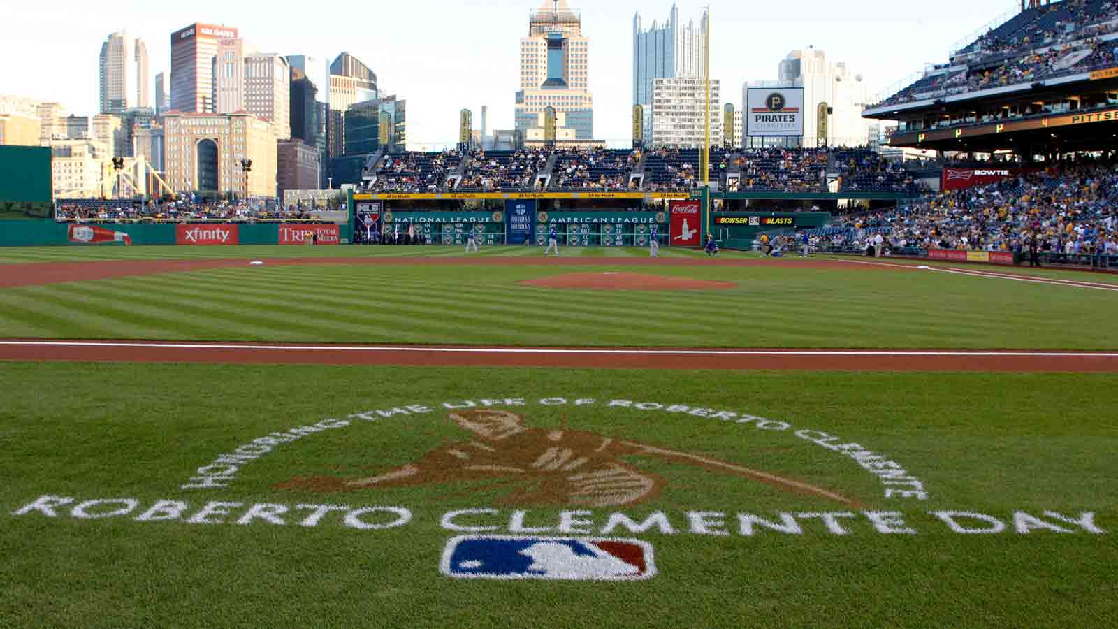 Roberto Clemente Day celebrated around MLB in 2023