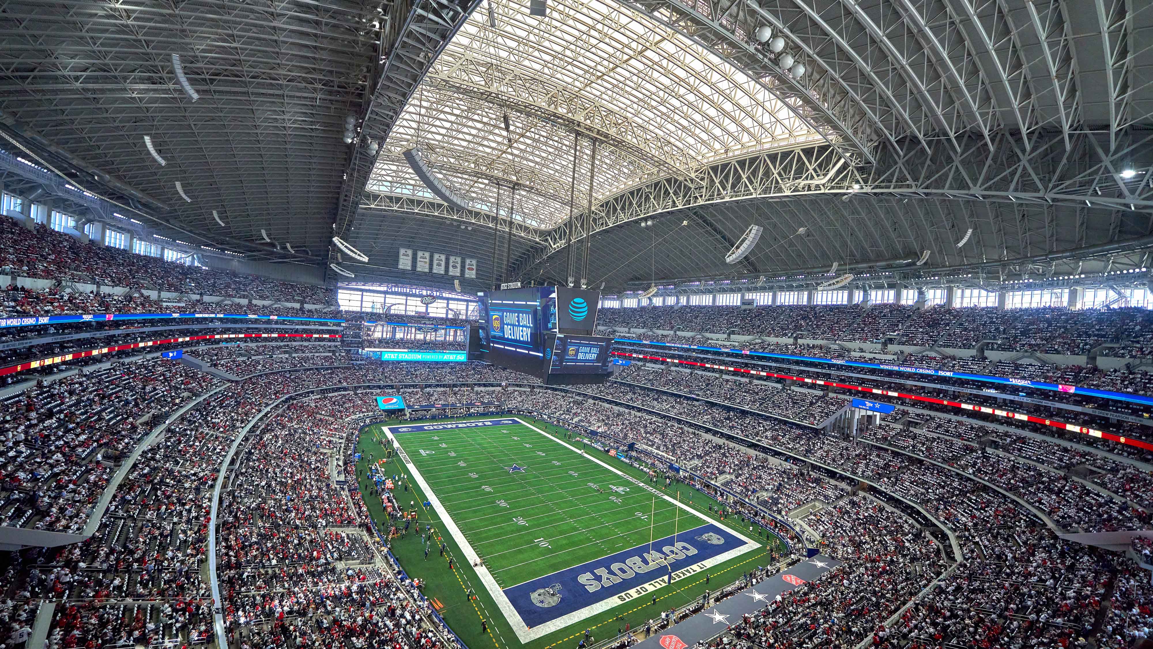 retractable roofs in the nfl