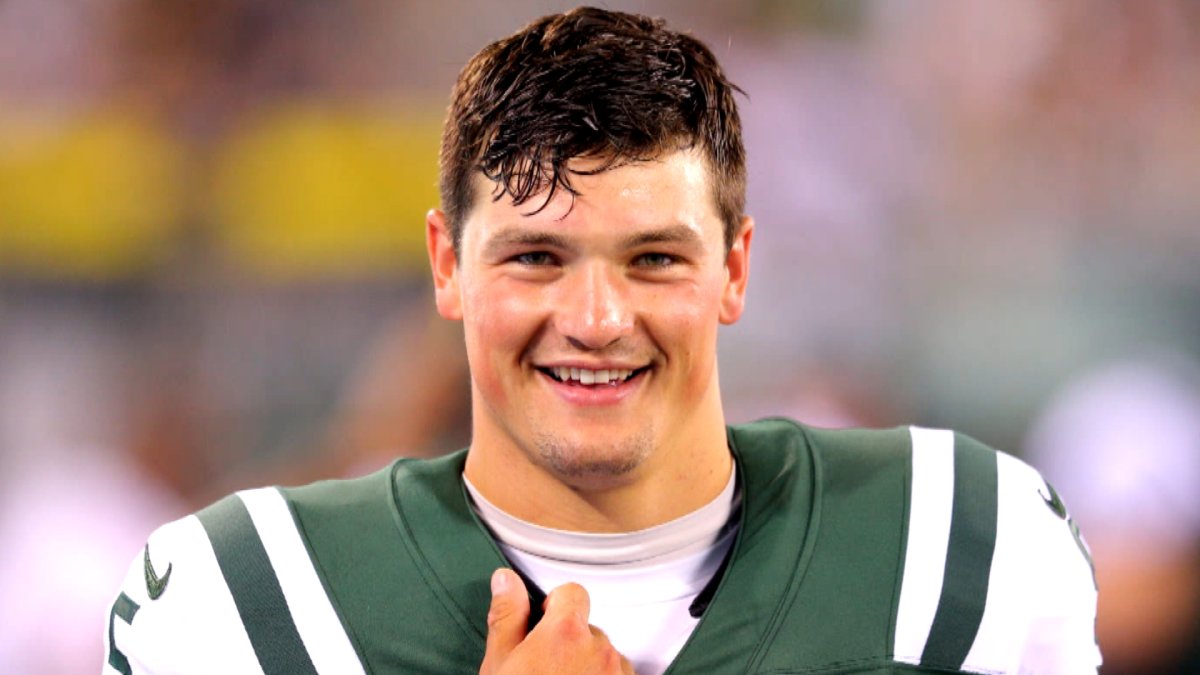 Christian Hackenberg waived by Raiders three weeks after trade