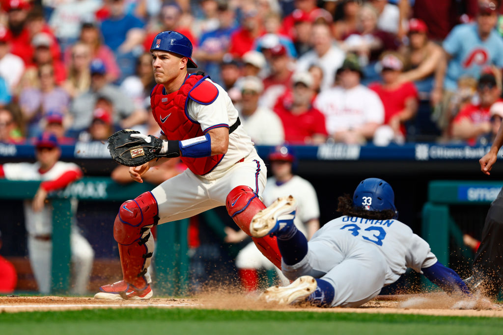 Bryce Harper homers twice as Phillies pound Blue Jays