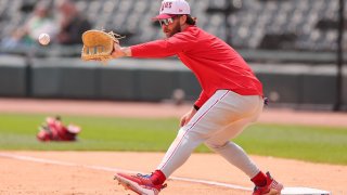 Philadelphia Phillies v Chicago White Sox