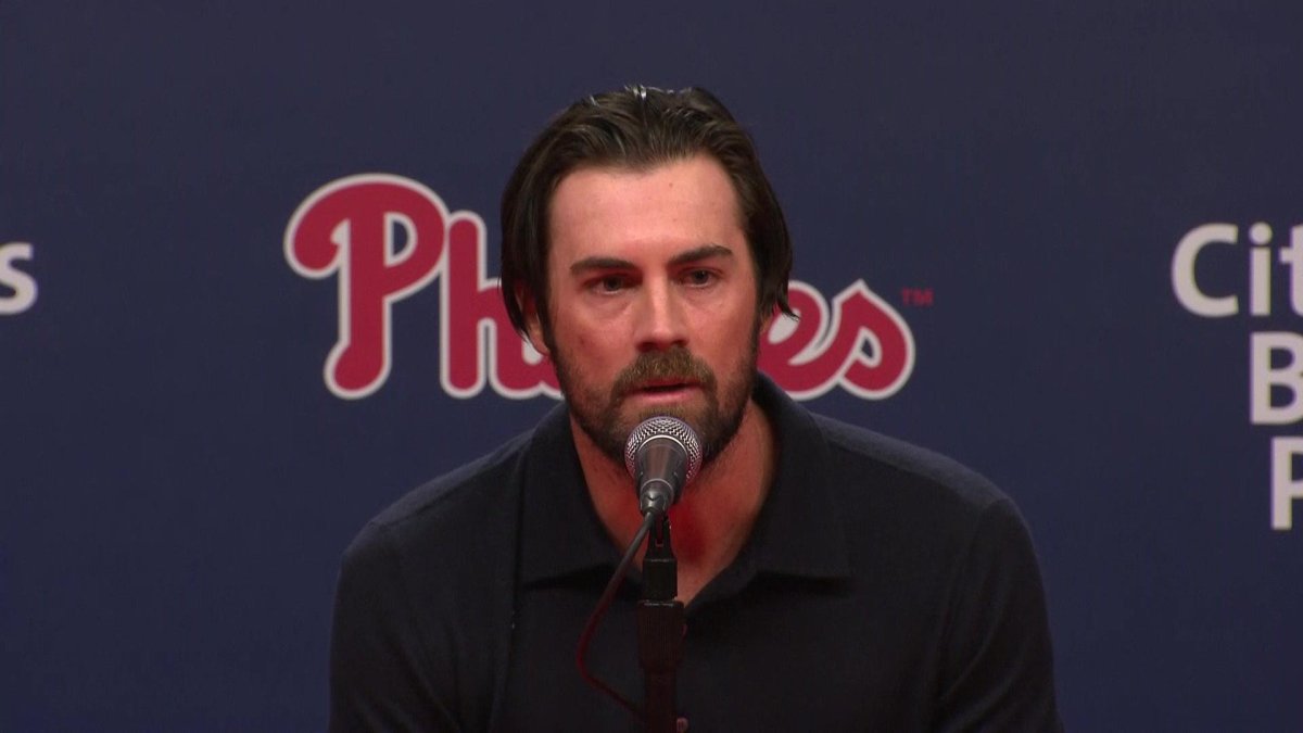 Cole Hamels talks Roy Halladay, what it was like to watch Yu