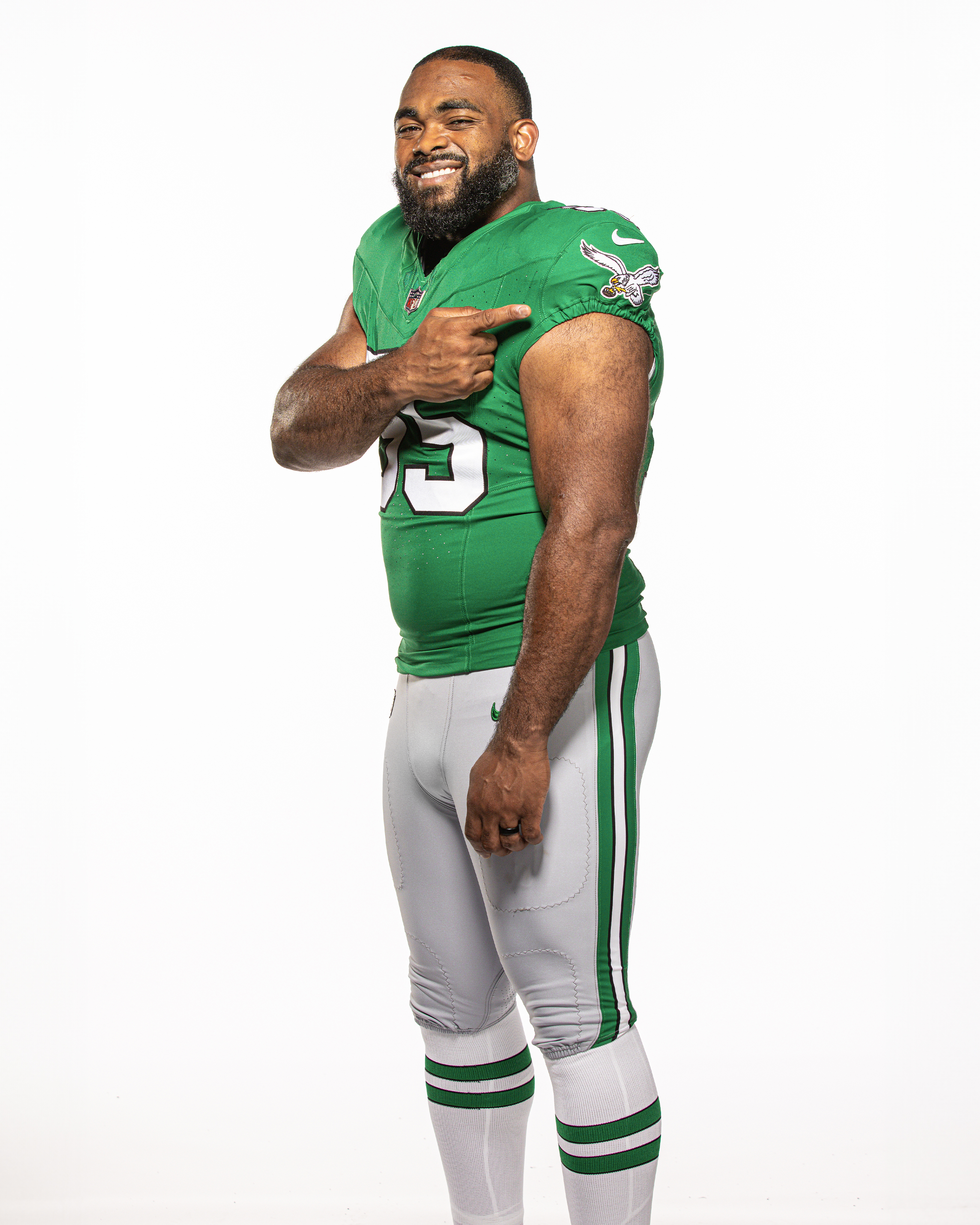 Eagles' fans camp out for the new Kelly Green alternate jerseys