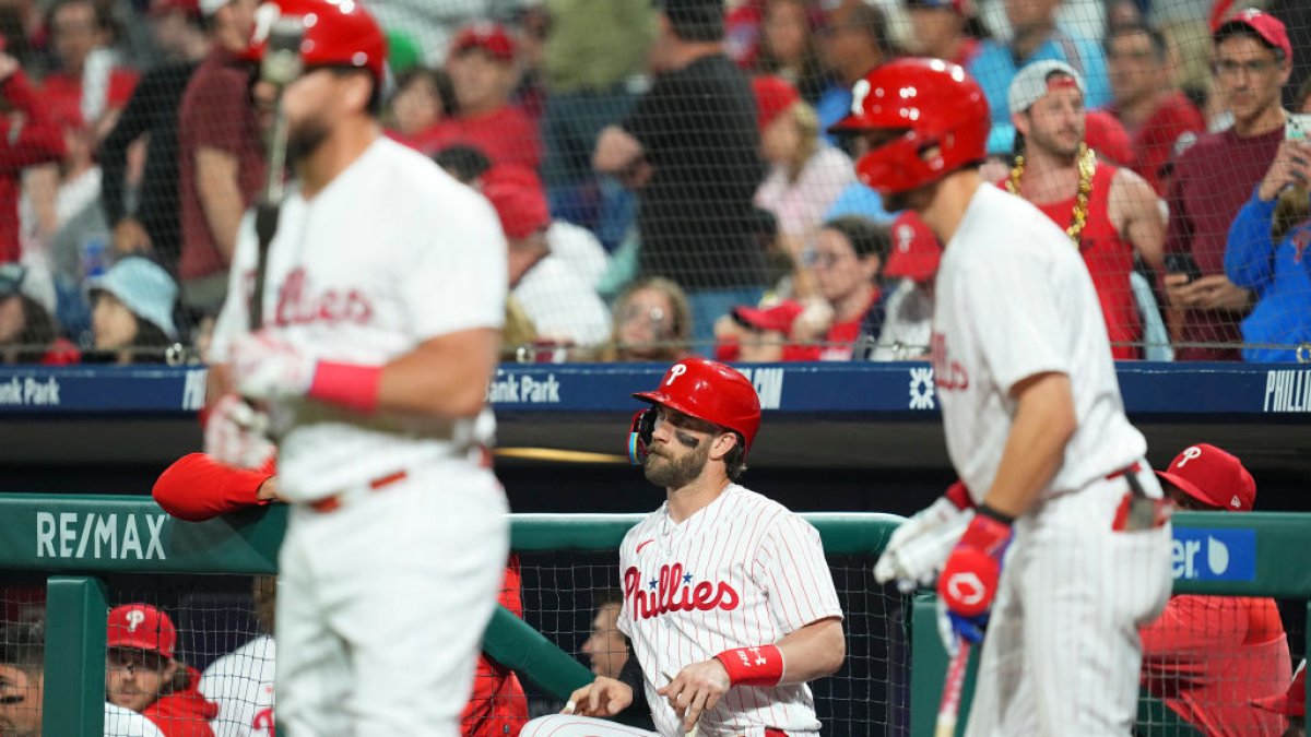 Phillies' clutch bats jump on D-backs' best arm in another Game 1