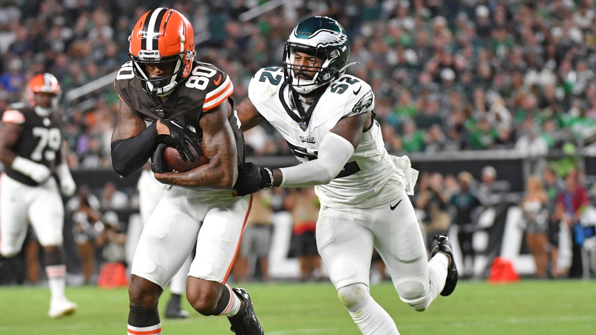 Cleveland Browns Beat Philadelphia Eagles 5-0 In Preseason Game