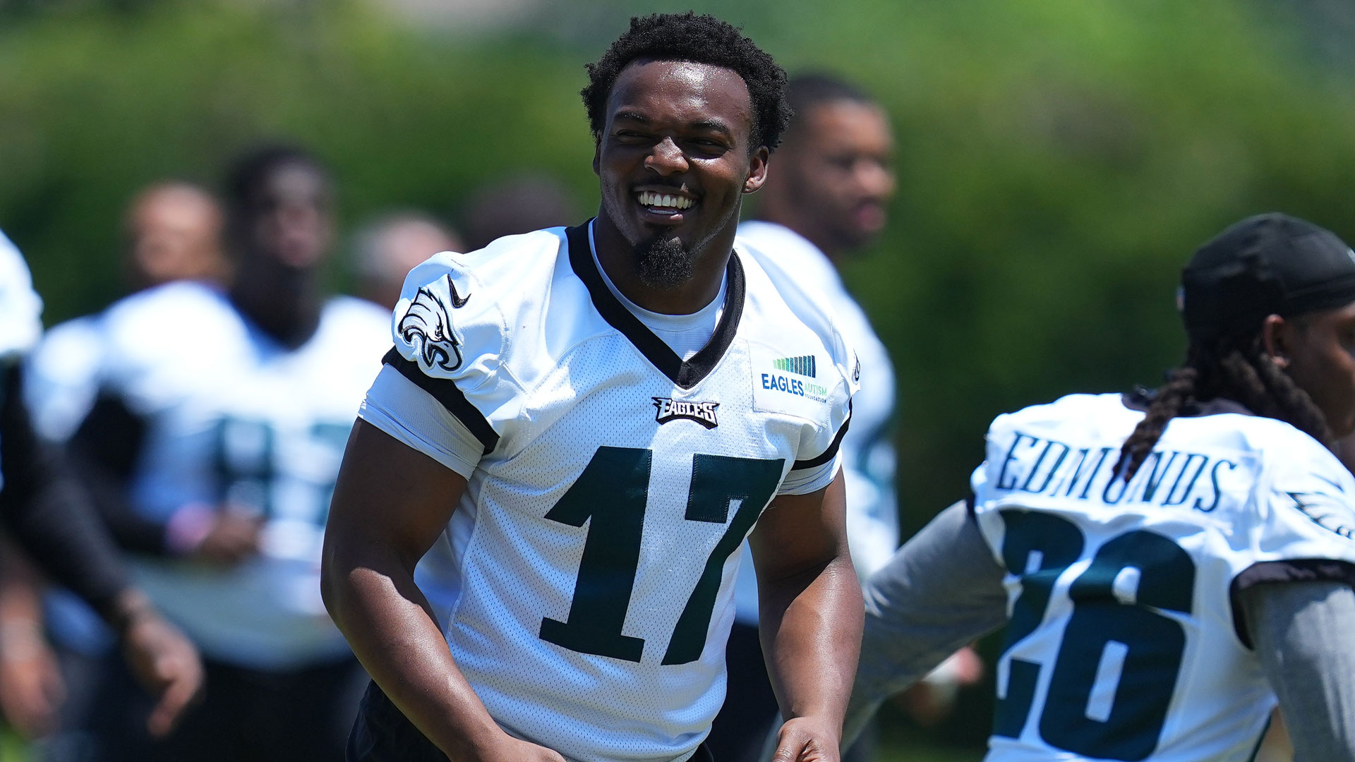 Eagles Training Camp: Getting Used To Nakobe Dean At MIKE – NBC Sports ...