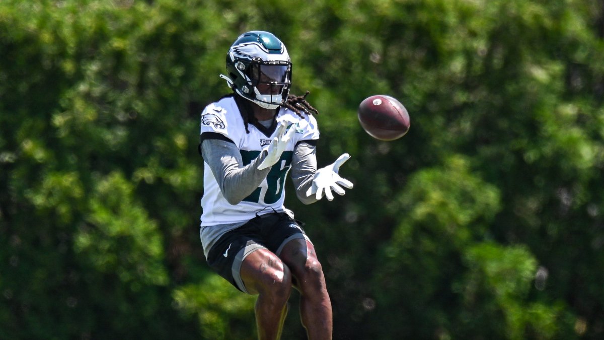 Eagles Review] Training Camp Day 10- Josh Jobe hype train heating