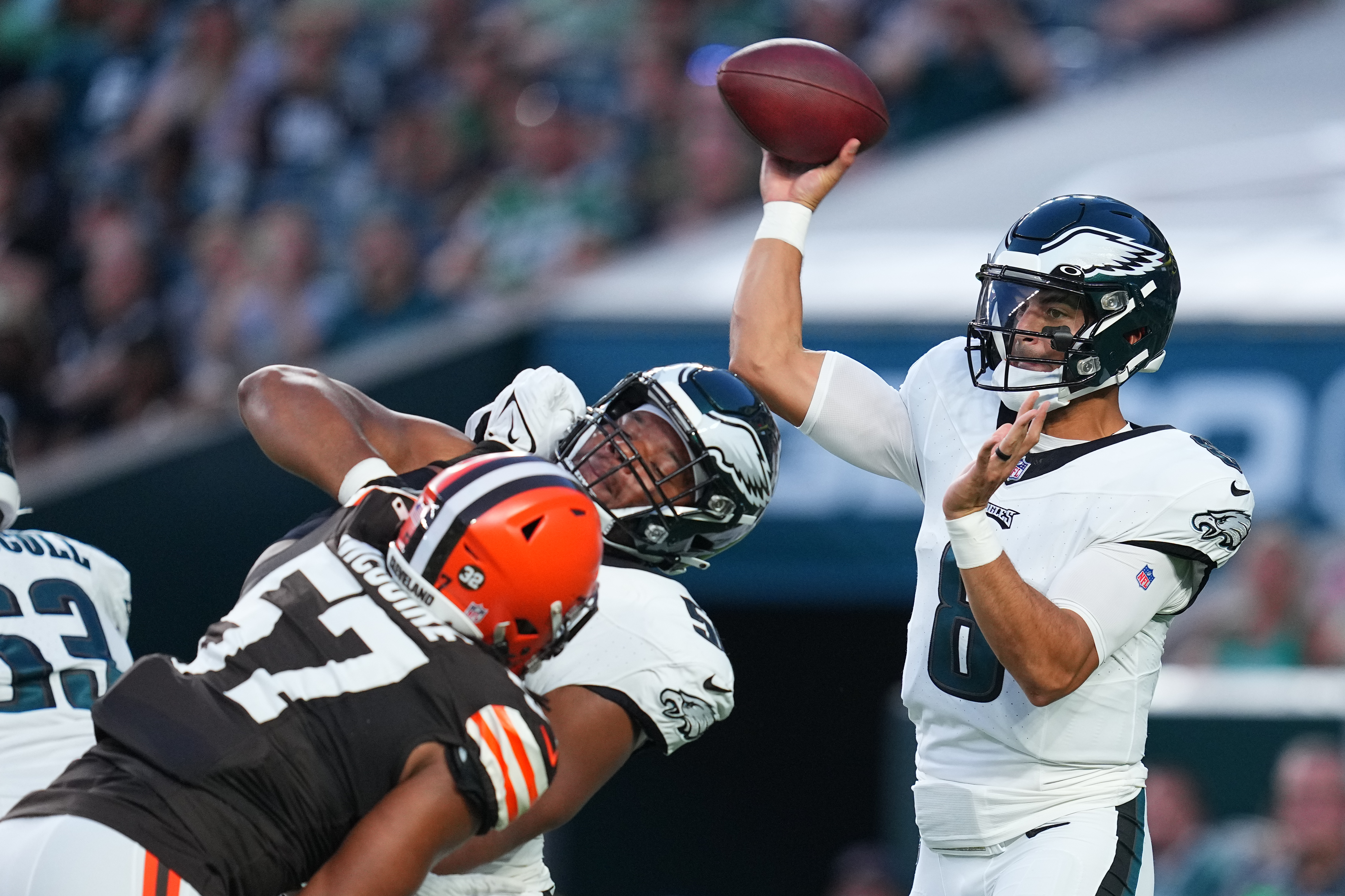 3 Eagles carted off the field, young LB injured during preseason game vs.  Browns (UPDATE) 