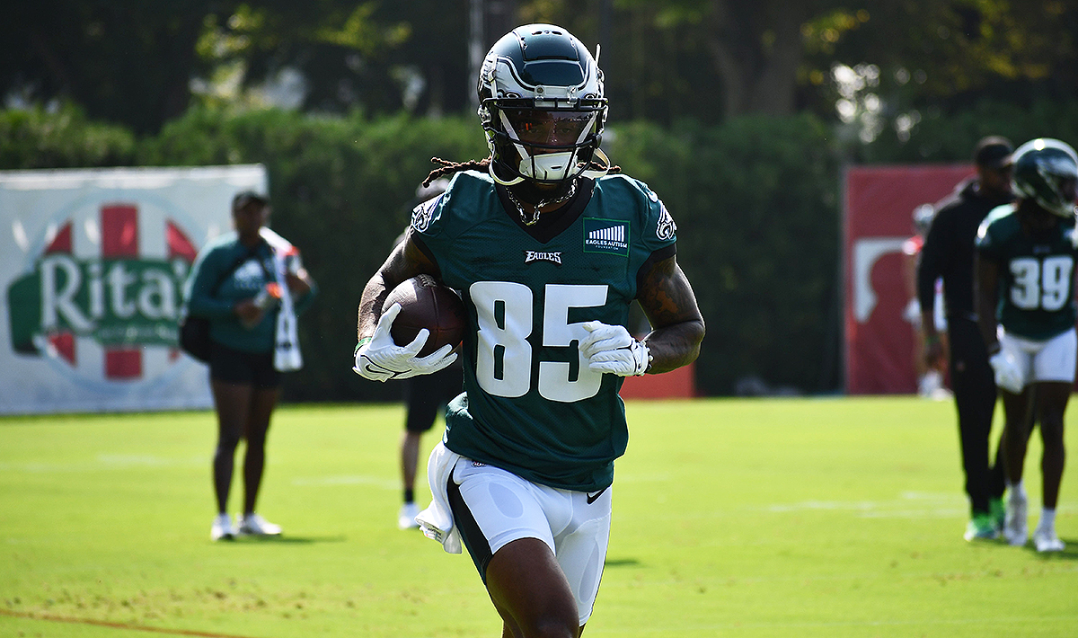 Philadelphia Eagles, Miami Dolphins Will Hold Joint Practices During Training  Camp - sportstalkphilly - News, rumors, game coverage of the Philadelphia  Eagles, Philadelphia Phillies, Philadelphia Flyers, and Philadelphia 76ers